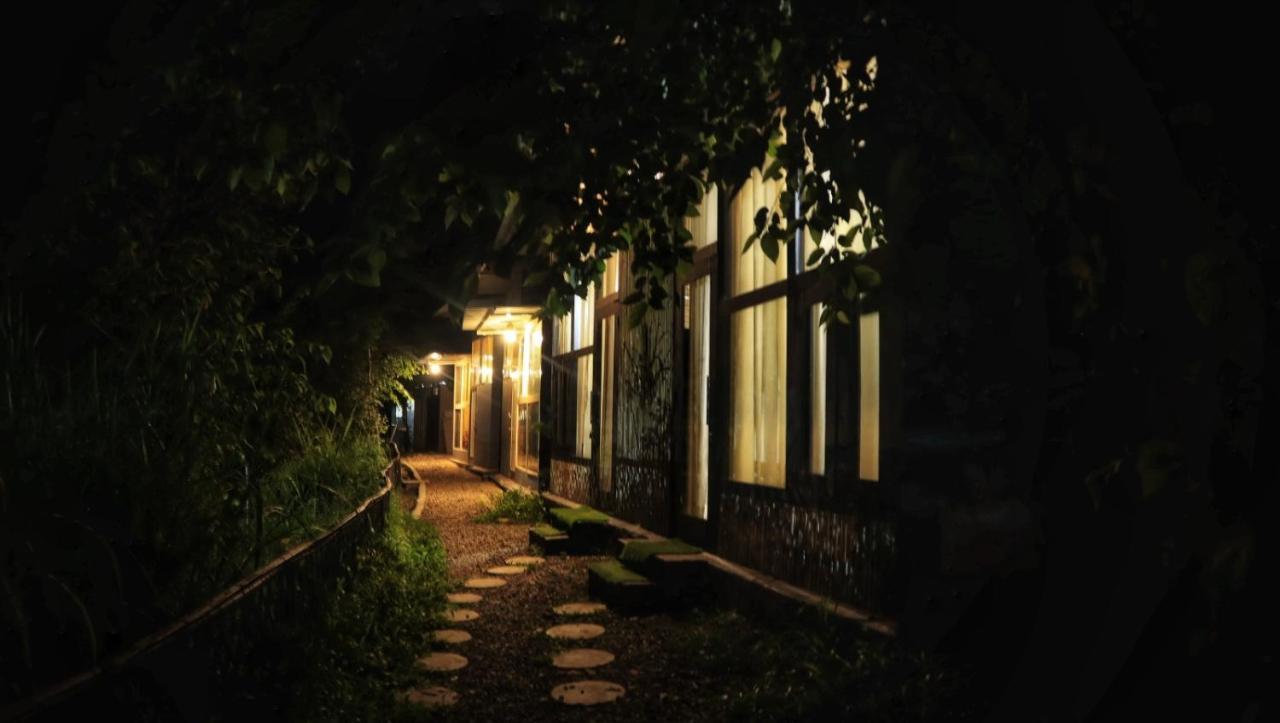 Hotel Arayam Bhimtal Bhowali Zewnętrze zdjęcie